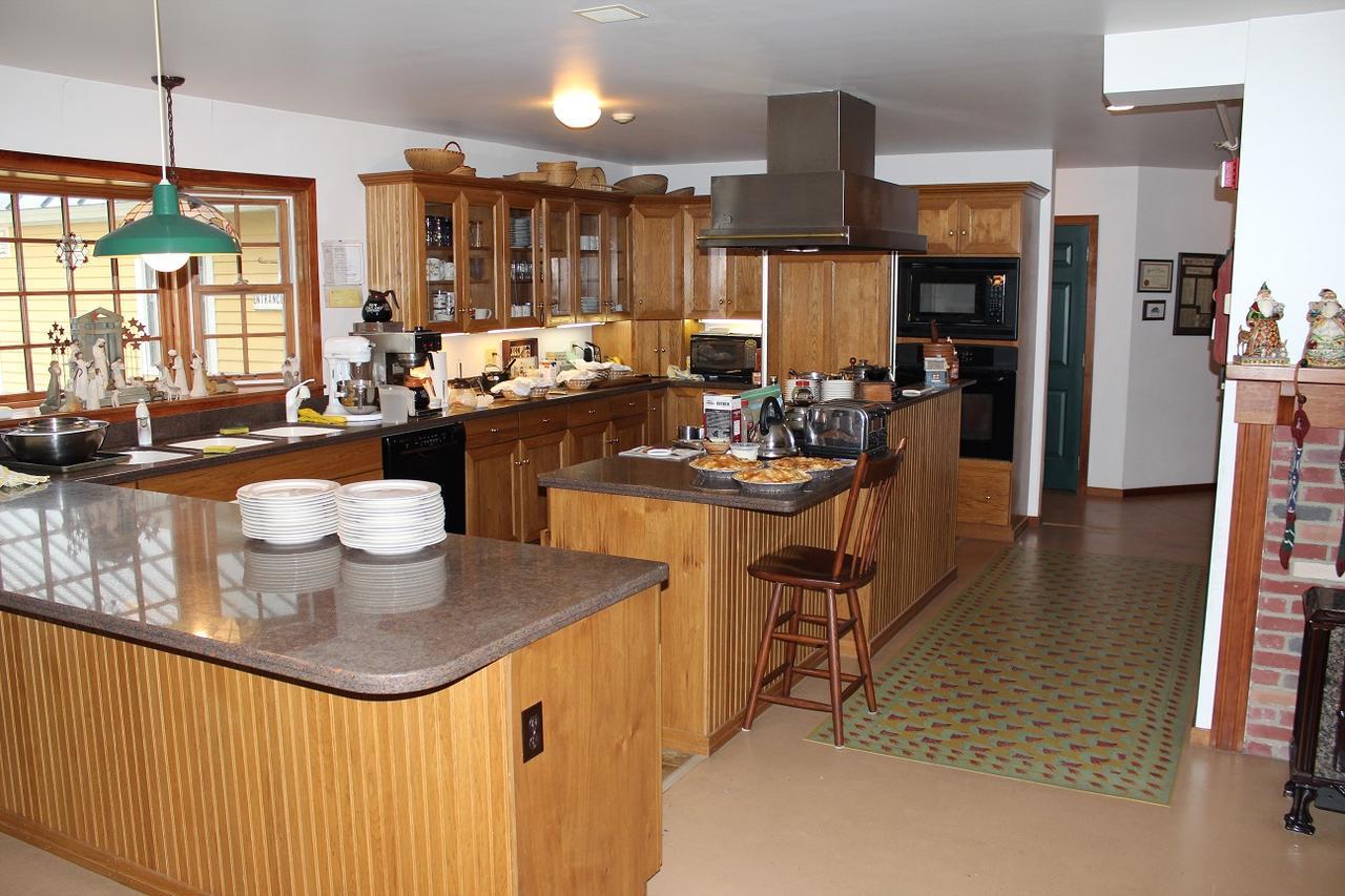 Breakfast On The Connecticut Bed and Breakfast Lyme Exteriör bild