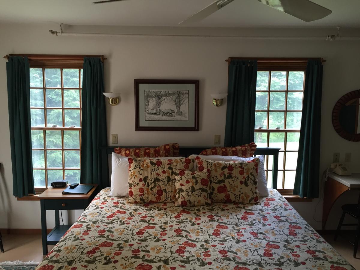Breakfast On The Connecticut Bed and Breakfast Lyme Exteriör bild